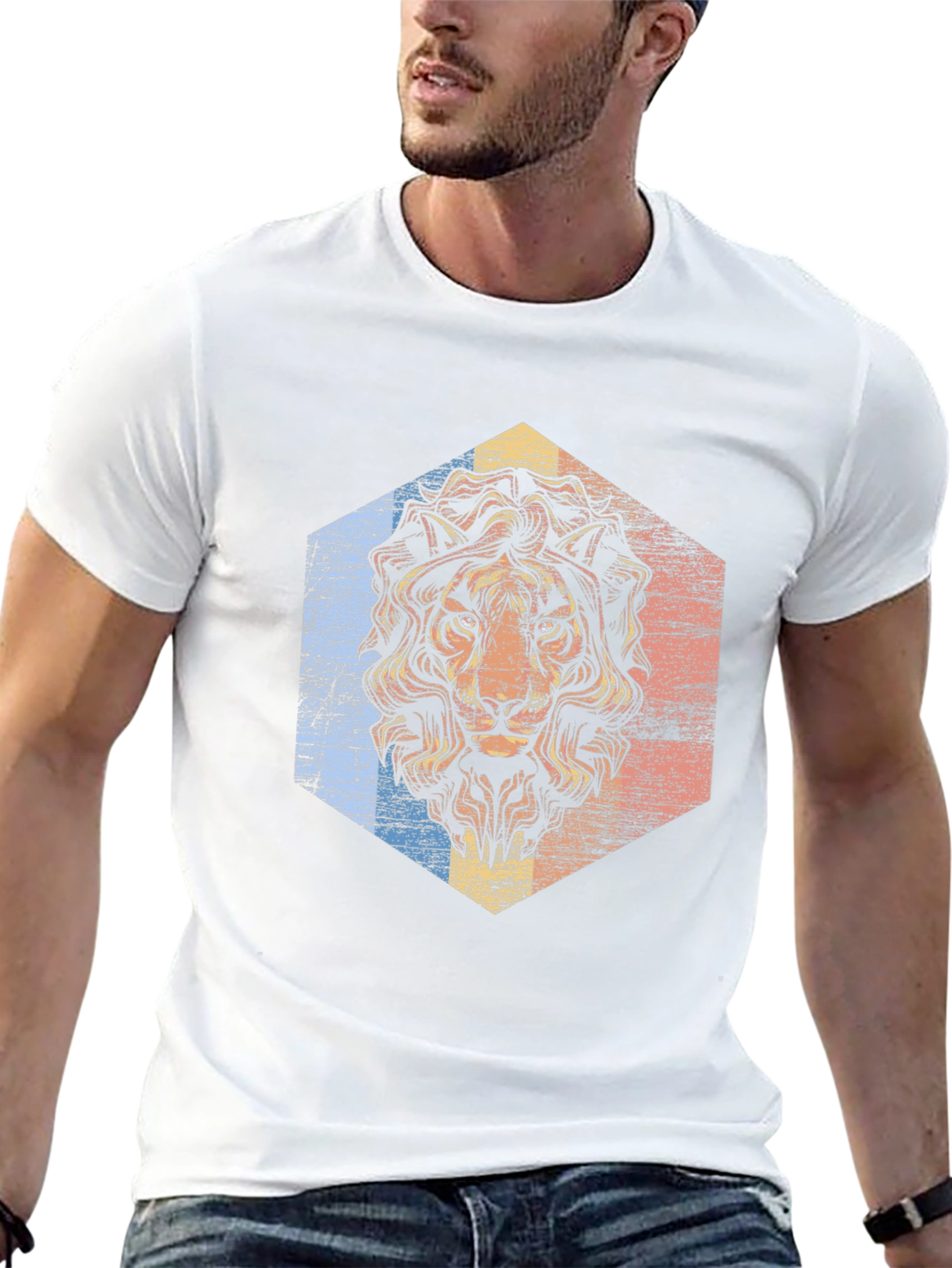 Lion Graphic Tee - Retro Style Black T-Shirt