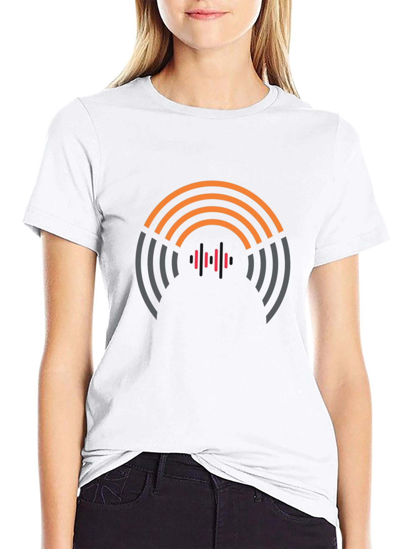 Modern Graphic Tee - Abstract Design Comfortable Fit