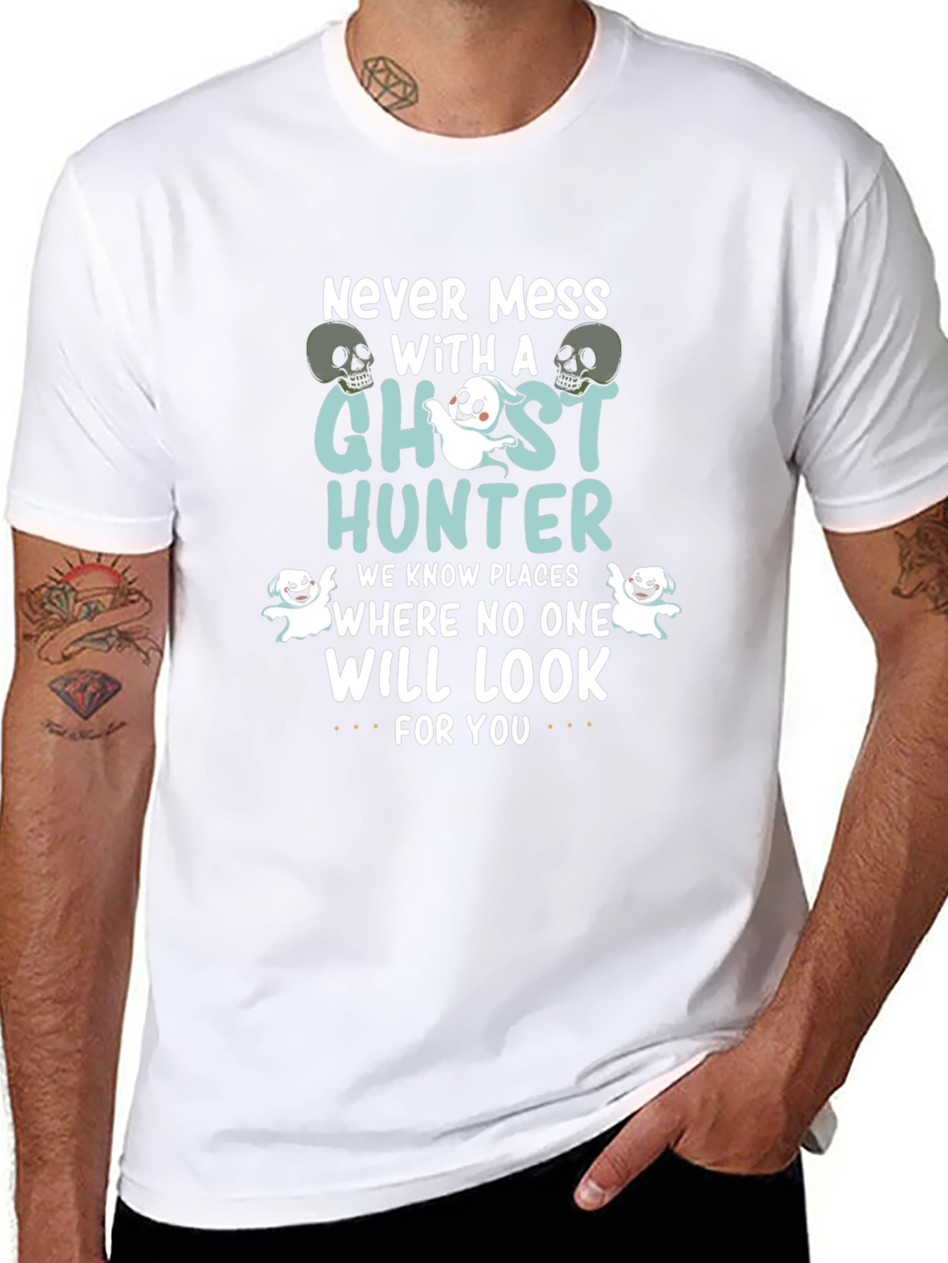 Ghost Hunter T-Shirt - Halloween Design