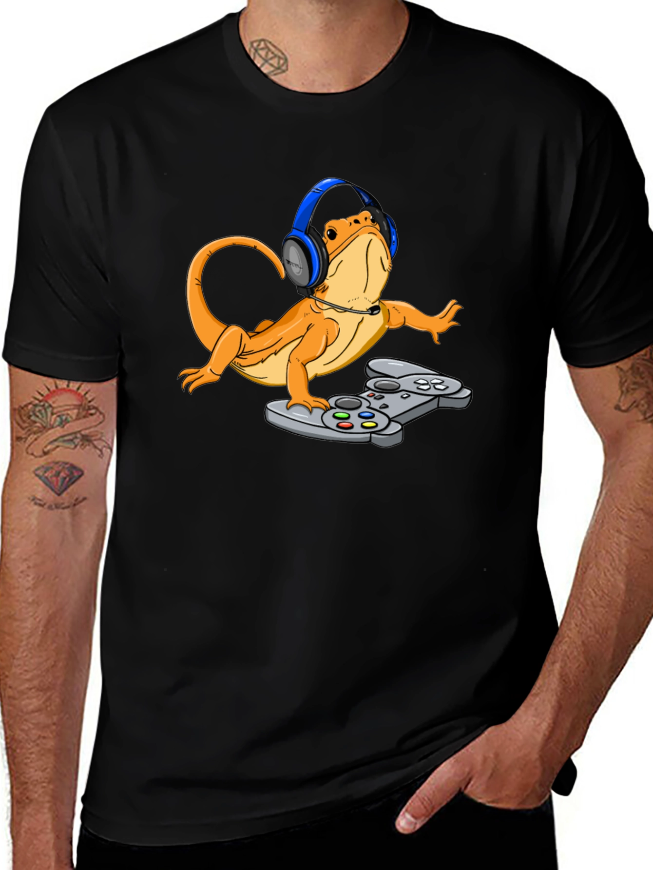 Gamer Lizard T-Shirt - Bearded Dragon with Headset