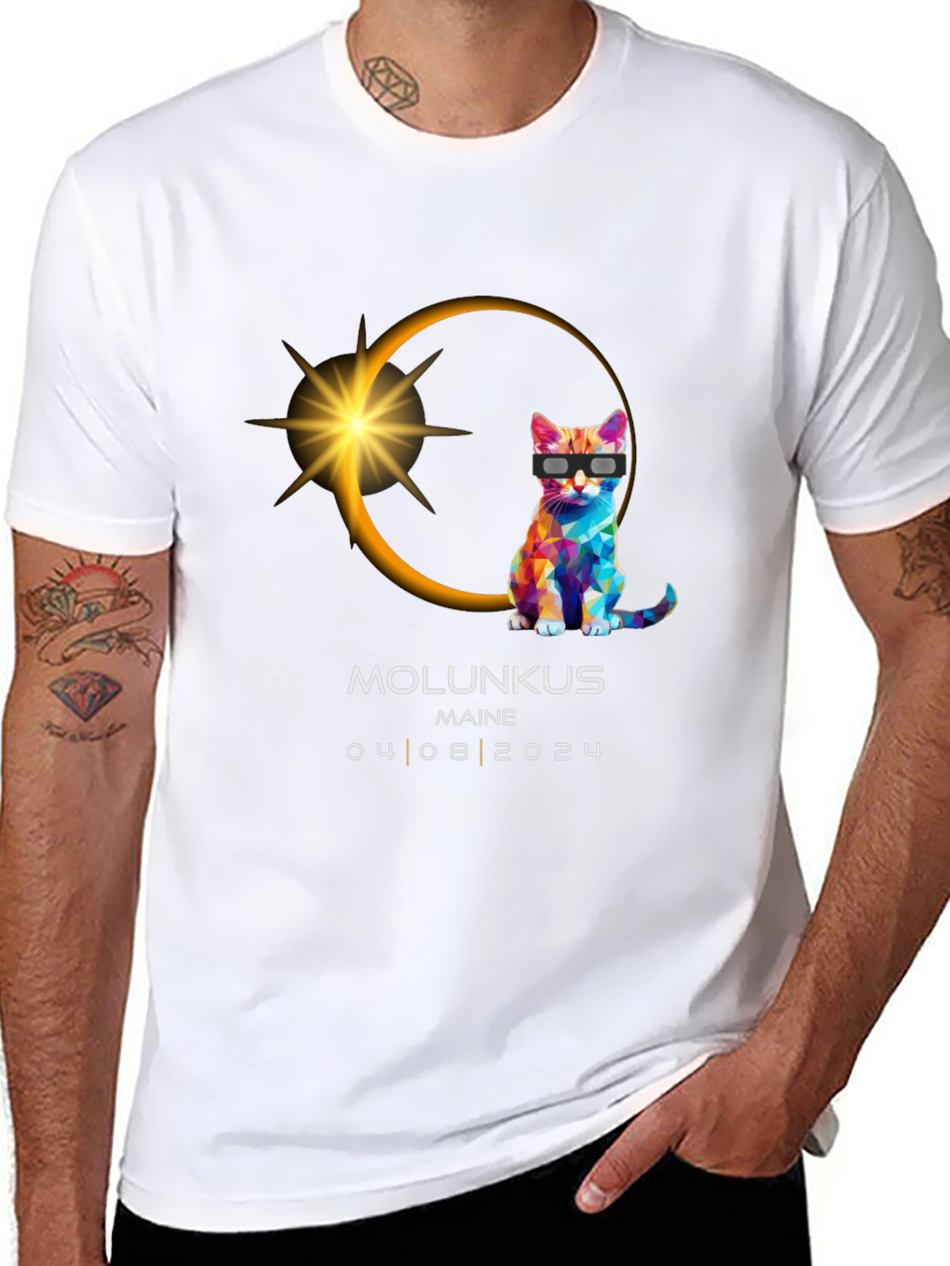 Molunkus Maine Eclipse Cat T-Shirt 04/08/2024