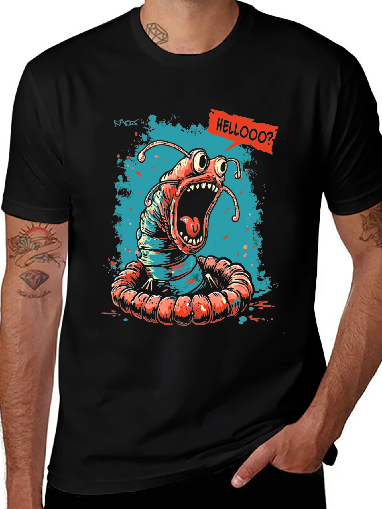 Screaming Worm Graphic Tee - Black Cotton T-Shirt