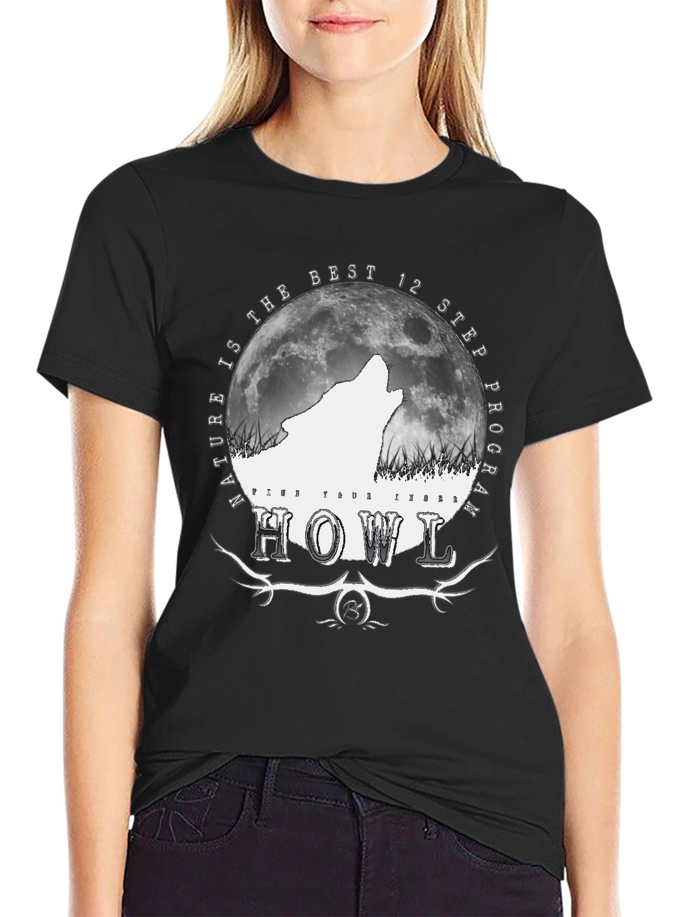 Nature Wolf Howl Graphic T-Shirt