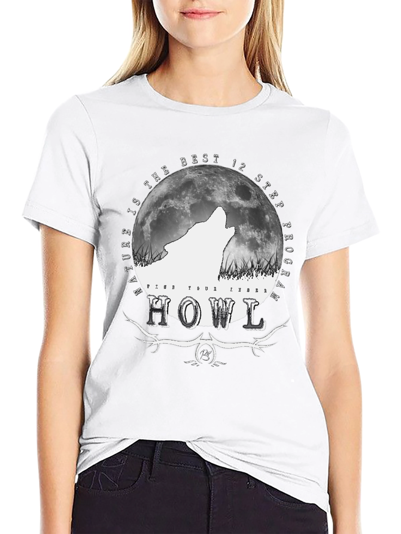 Nature Wolf Howl Graphic T-Shirt