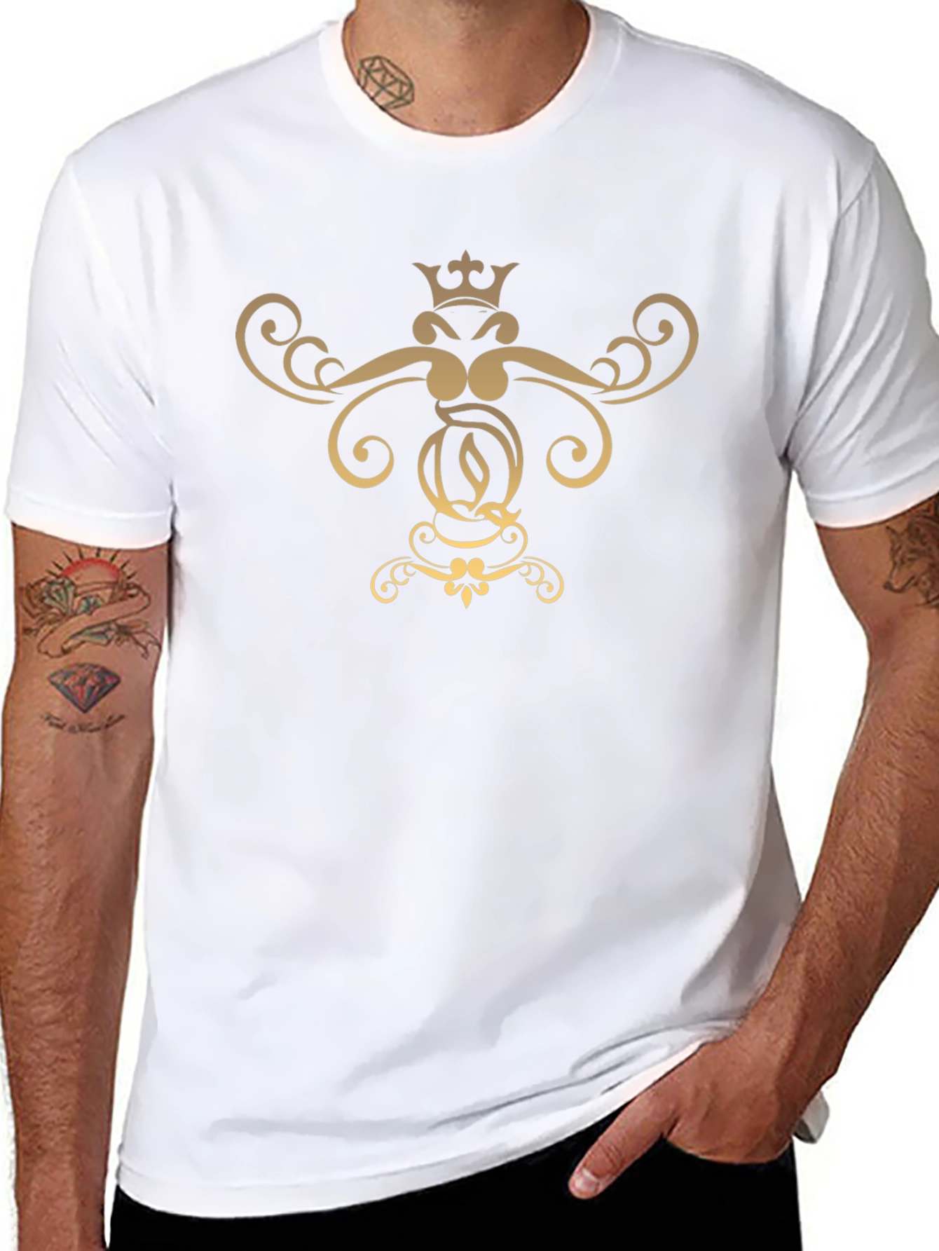 Elegant Crowned Letter Graphic T-Shirt