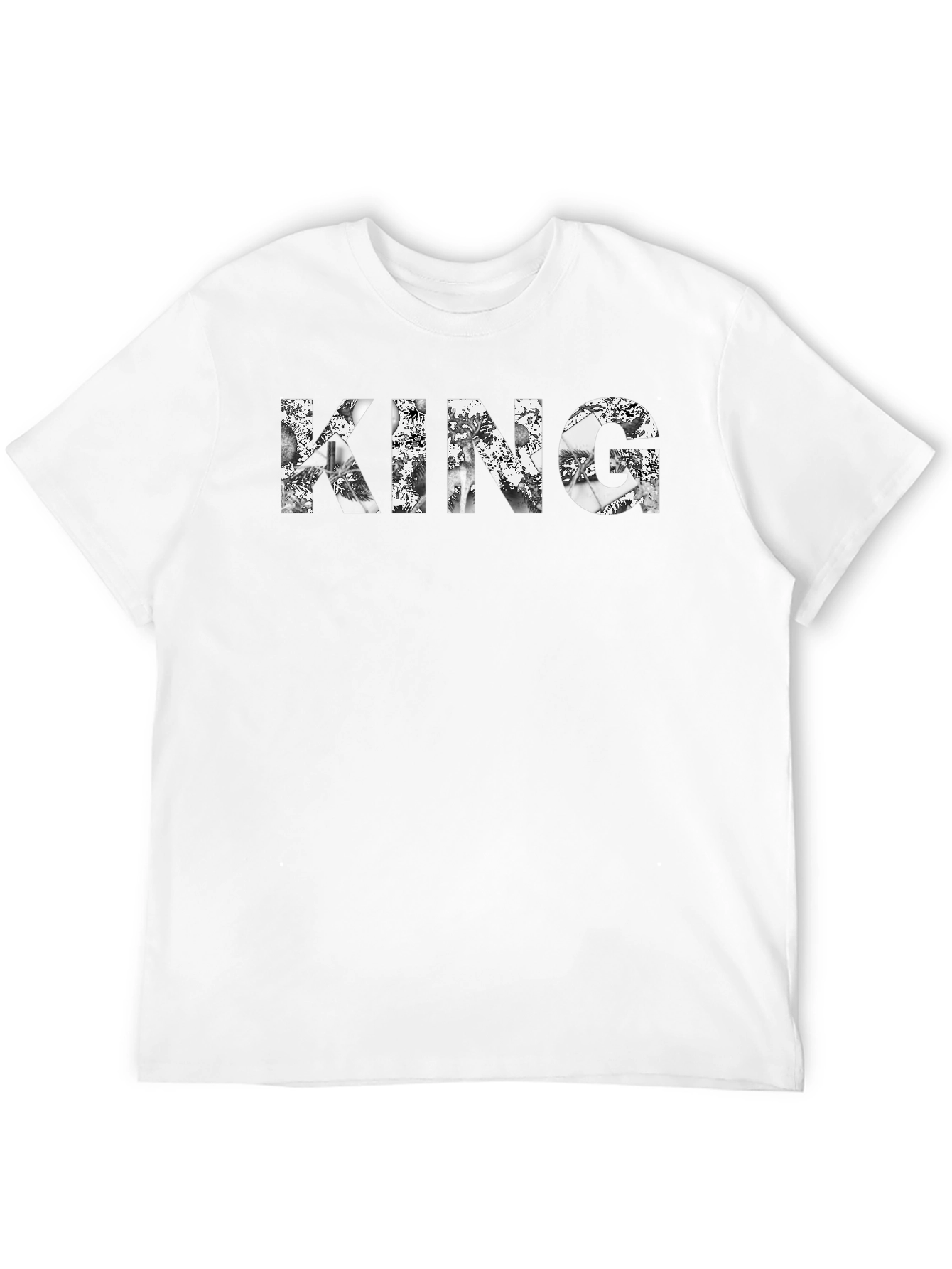 King Graphic Tee - Black Crew Neck T-Shirt