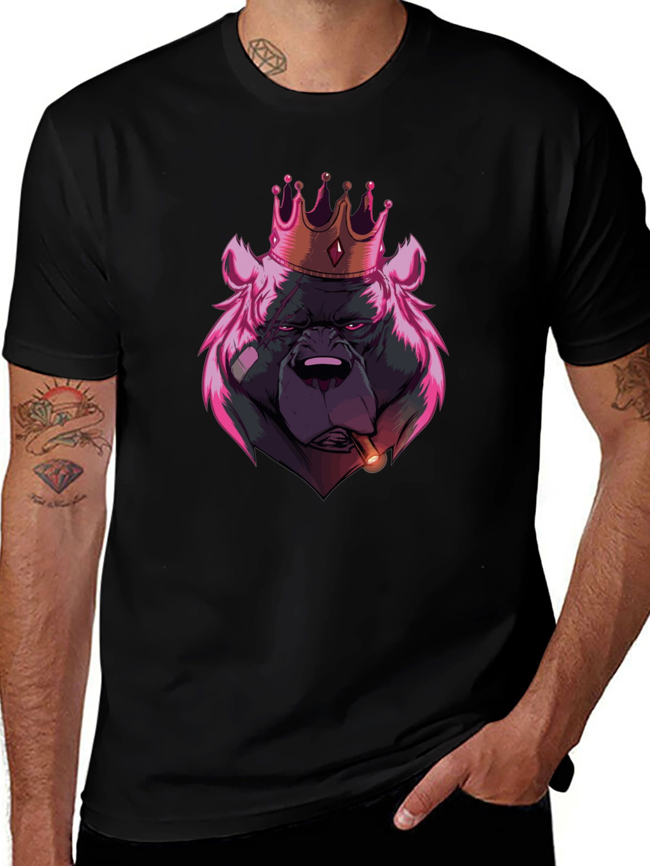 King Bear Graphic T-Shirt - Black Crew Neck Tee