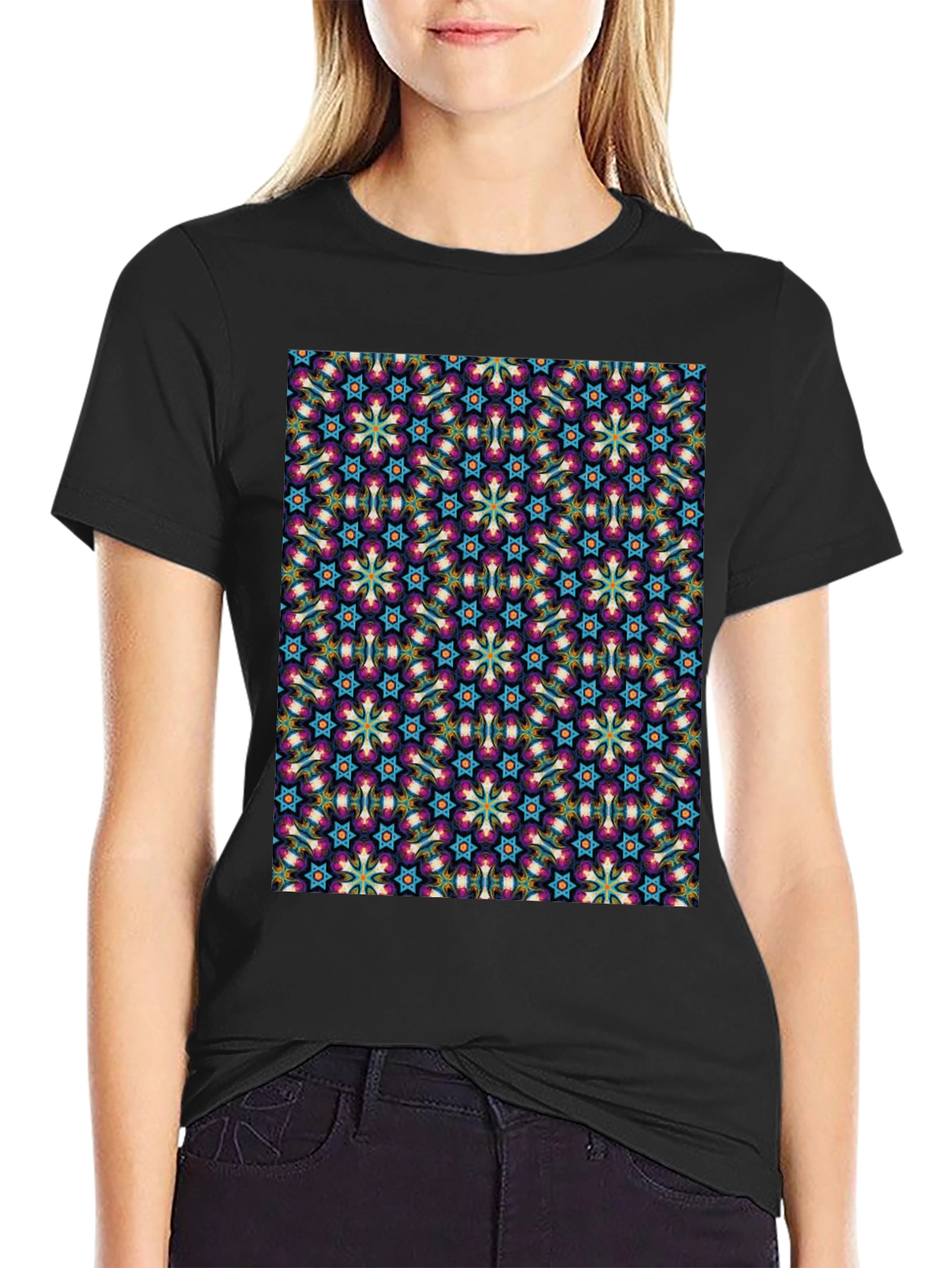 Geometric Floral Pattern Black T-Shirt