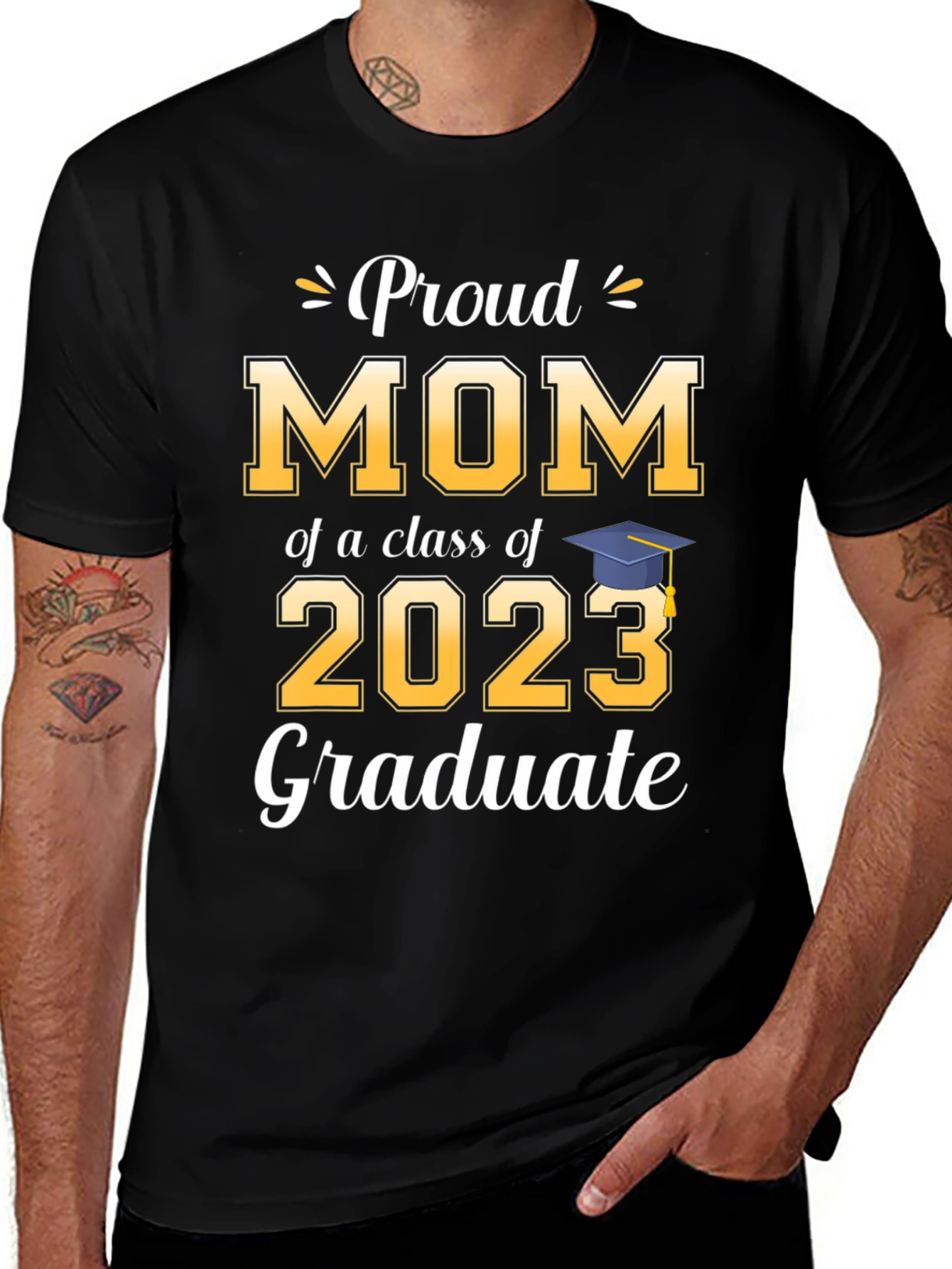 Proud Mom of a 2023 Graduate T-Shirt